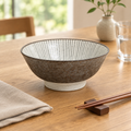 Shima-skål i en japansk-inspireret bordopdækning